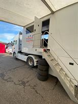 race-trailer-with-large-awning