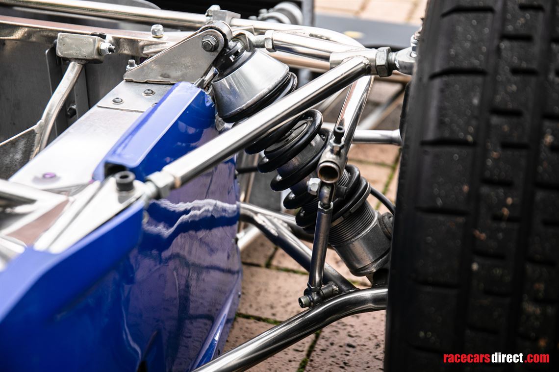 1977-chevron-b38-38-77-01