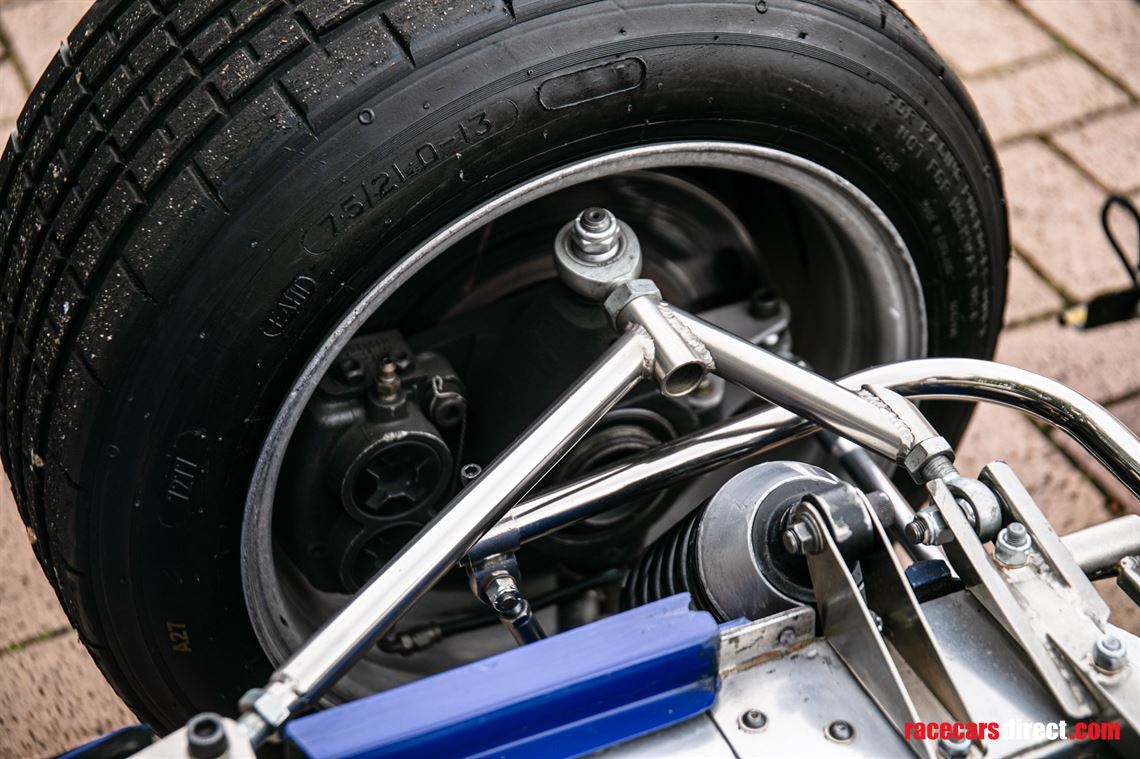 1977-chevron-b38-38-77-01