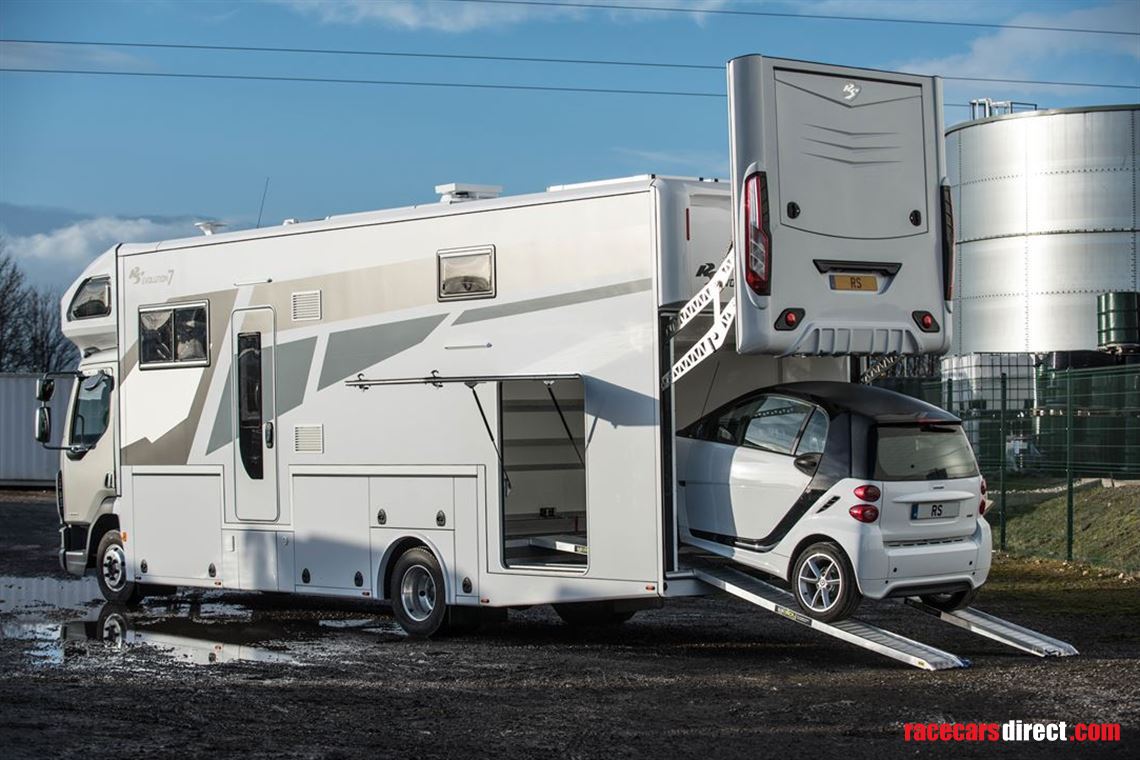 8600KG ( VAT QUALIFYING ) 