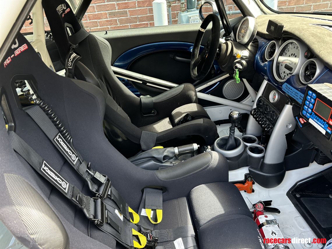 turn-key-targa-2024-entry---2006-mini-cooper