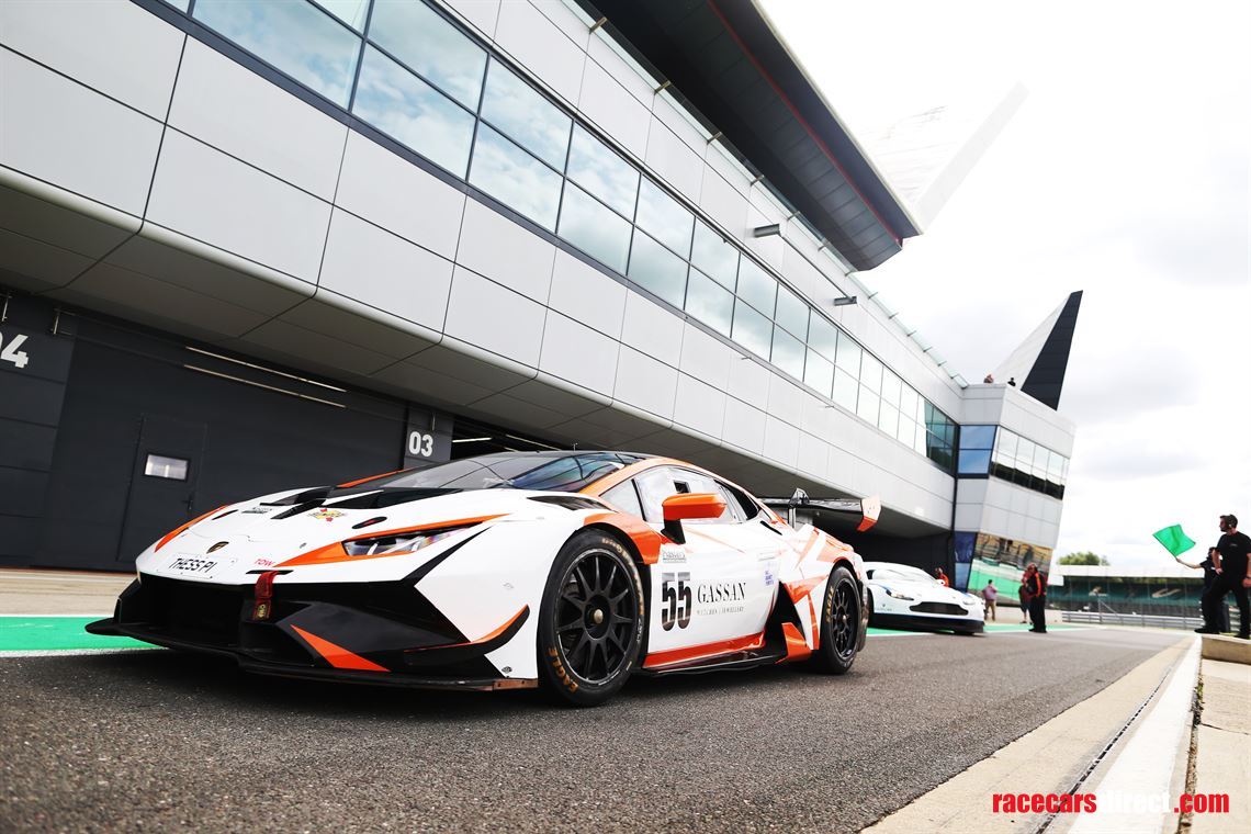 lamborghini-super-trofeo-evo