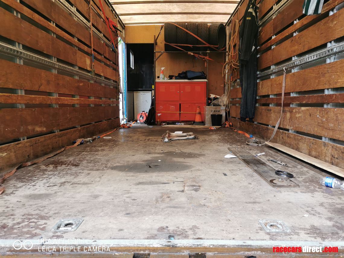 mercedes-benz-atego-racecar-transporter