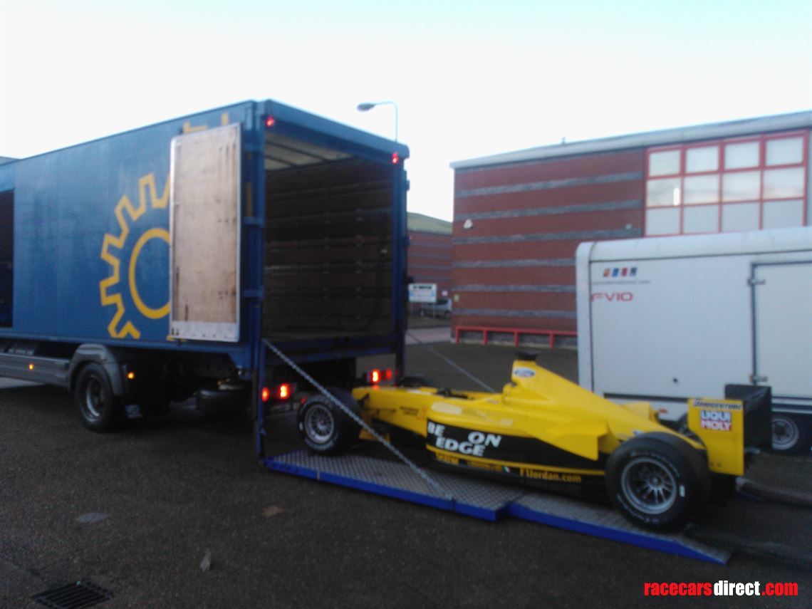 mercedes-benz-atego-racecar-transporter