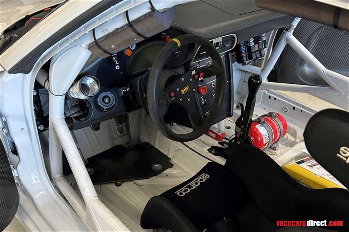 porsche-997-gt3-cup-with-intrax-4-way