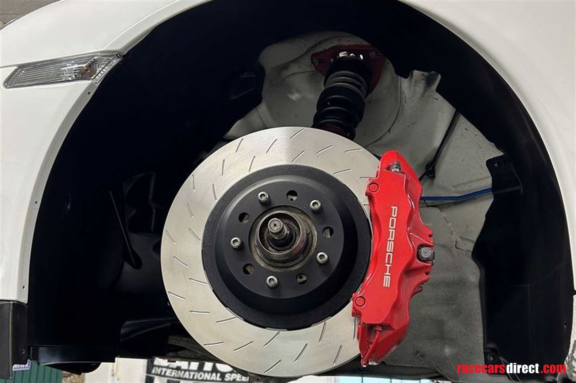 porsche-997-gt3-cup-with-intrax-4-way