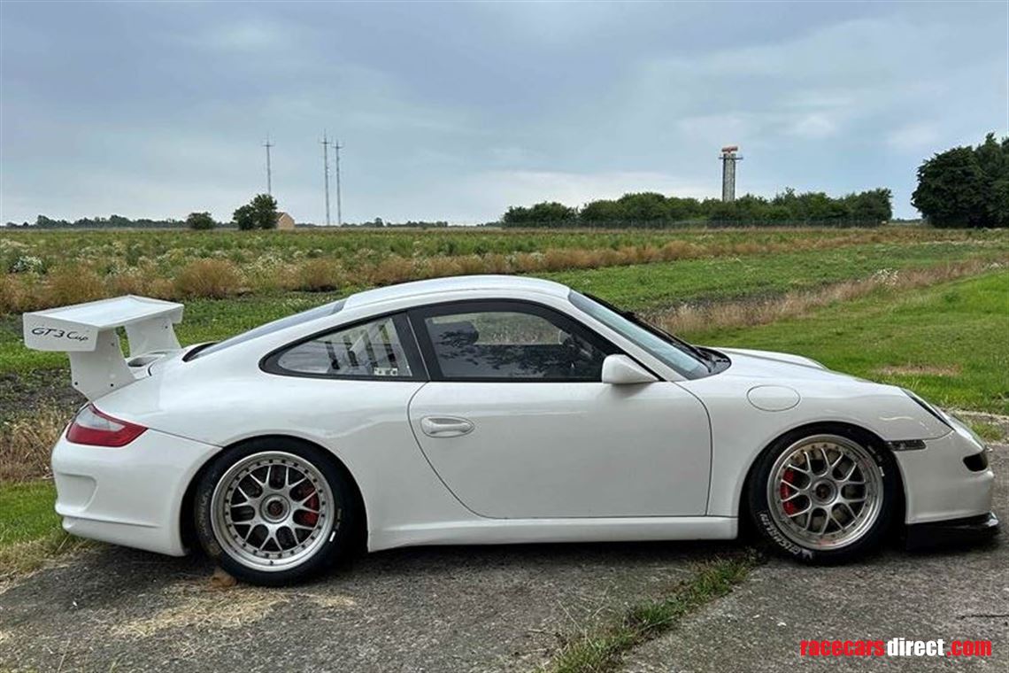 porsche-997-gt3-cup-with-intrax-4-way