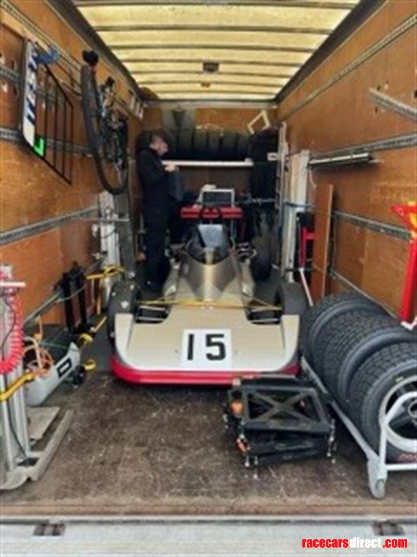 deposit-taken-mercedes-atego-transporter