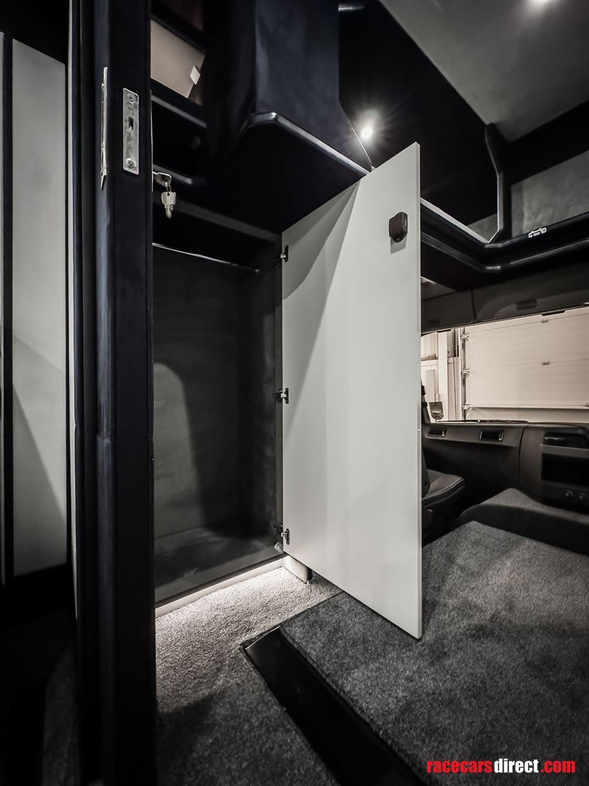 volvo-fm-18t-sc-worldcruiser-rv-motorhome-cam