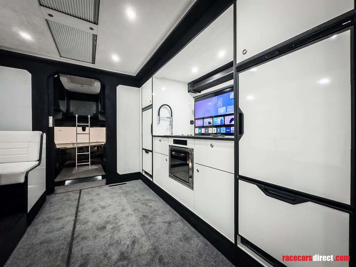 volvo-fm-18t-sc-worldcruiser-rv-motorhome-cam