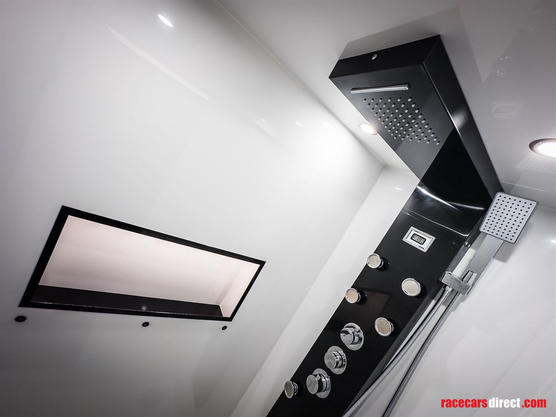 volvo-fm-18t-sc-worldcruiser-rv-motorhome-cam