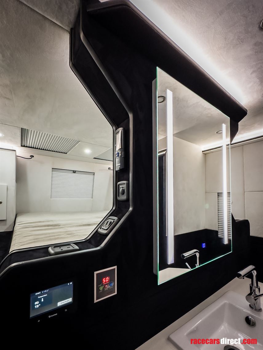 volvo-fm-18t-sc-worldcruiser-rv-motorhome-cam