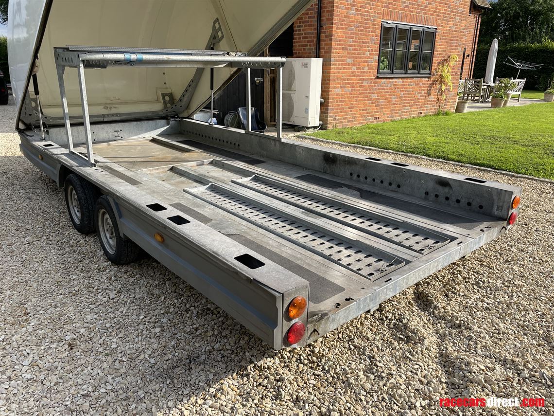 brian-james-rs3-330-1021-race-shuttle