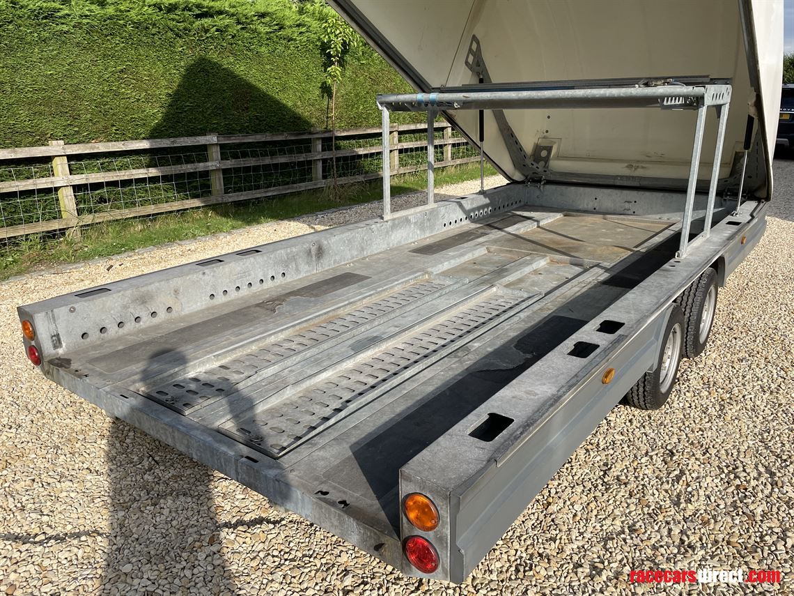 brian-james-rs3-330-1021-race-shuttle