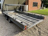 brian-james-rs3-330-1021-race-shuttle