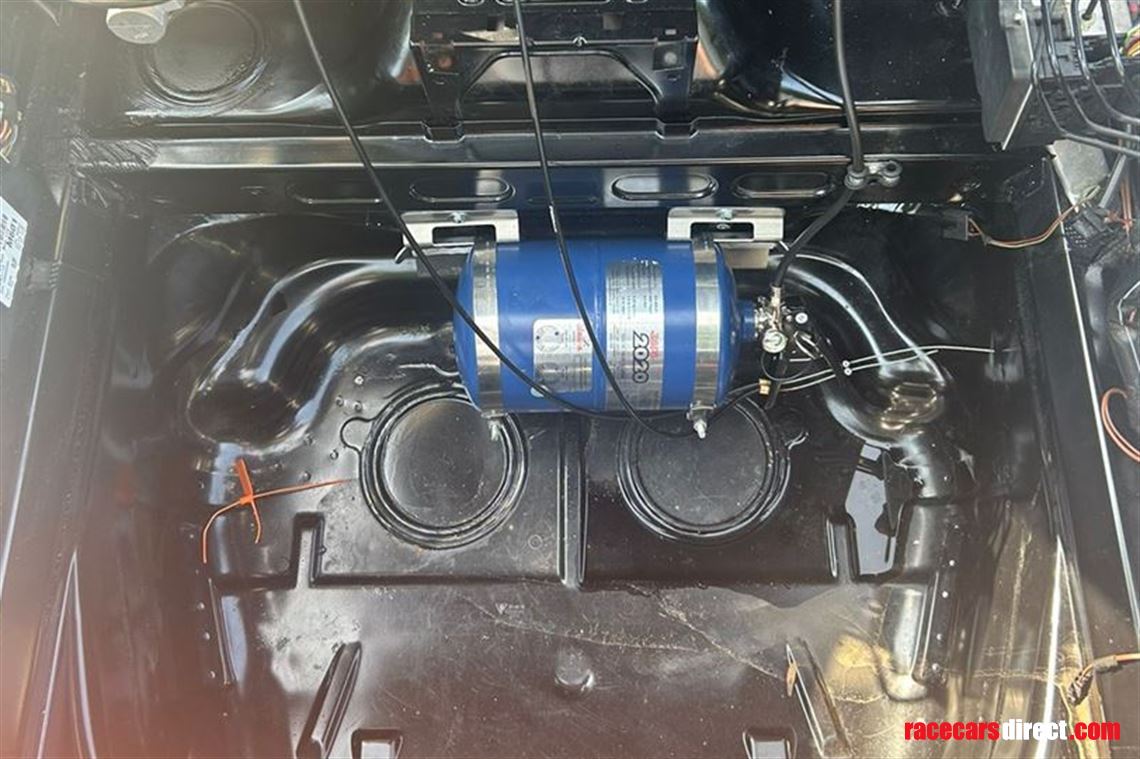 porsche-cayman-9871-s-race-car-new-motorsport