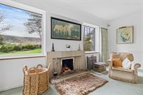 five-bed-house-with-10-car-garaging