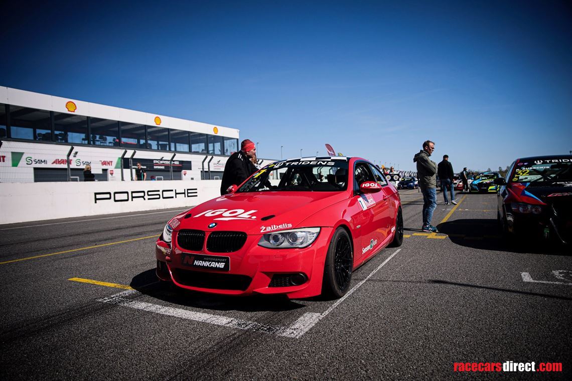 bmw-e92-325cup-race-car