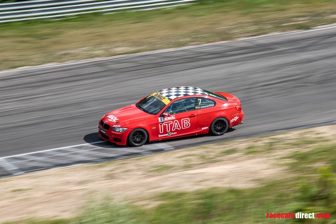 bmw-e92-325cup-race-car