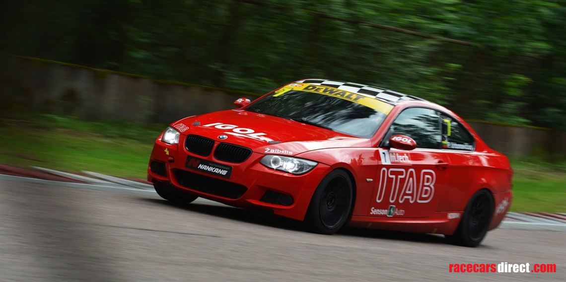 bmw-e92-325cup-race-car