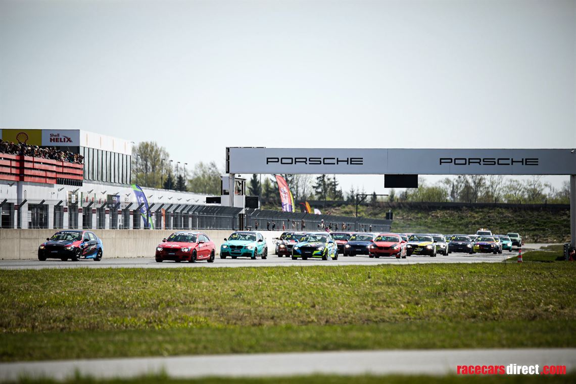 bmw-e92-325cup-race-car