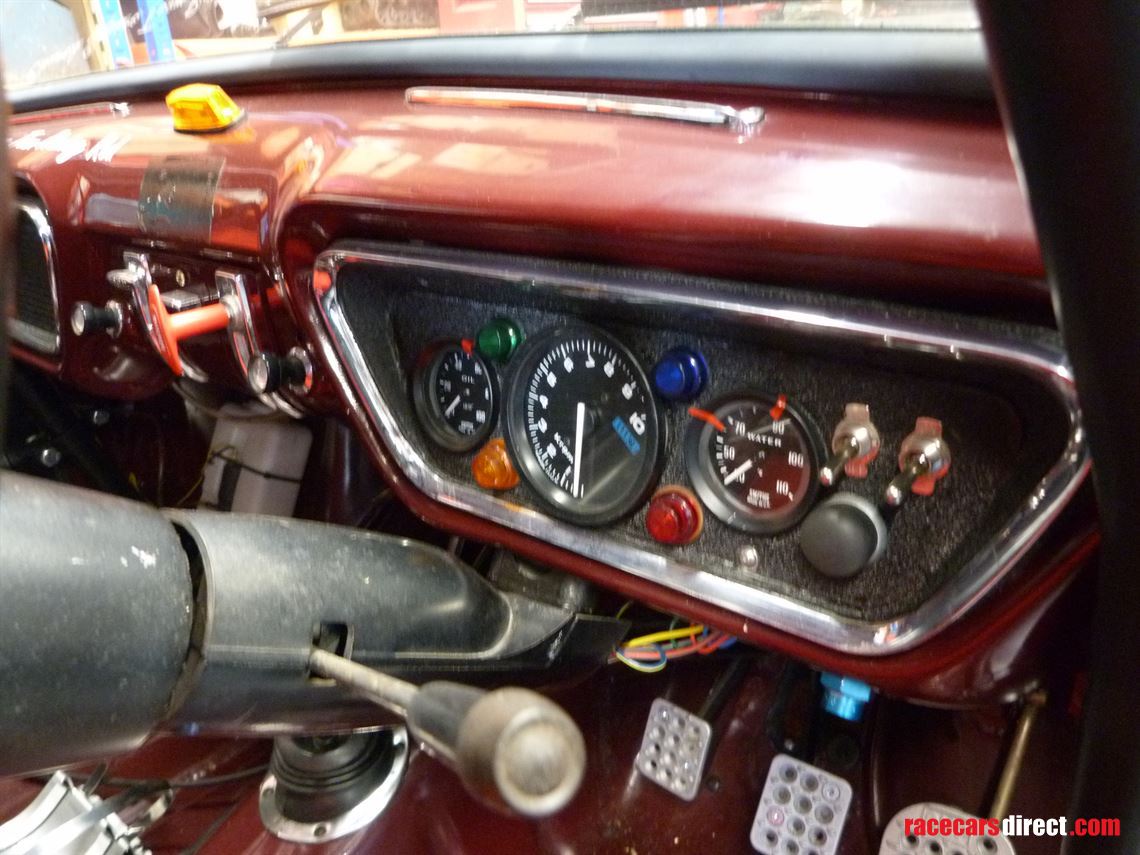 ford-anglia-105e-historic-racecar