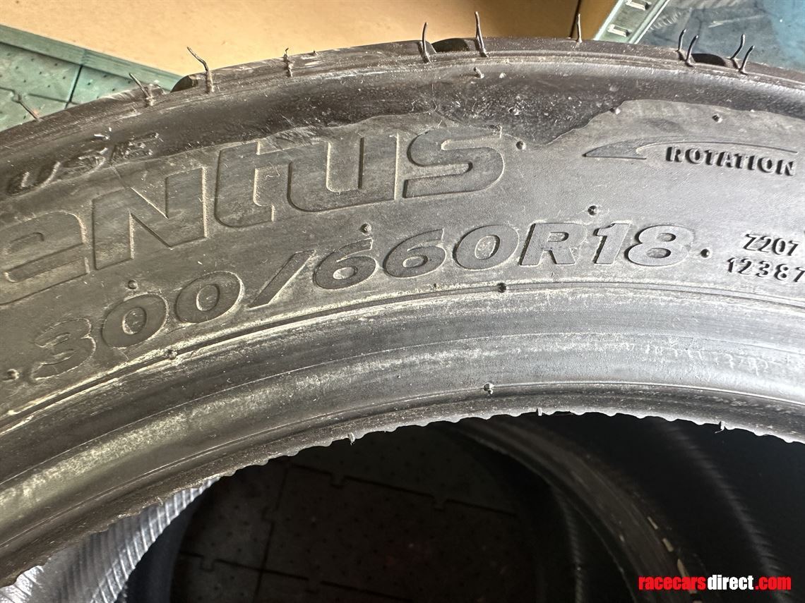 1-set-hankook-gt3-race-wet-tyres-300-660-18