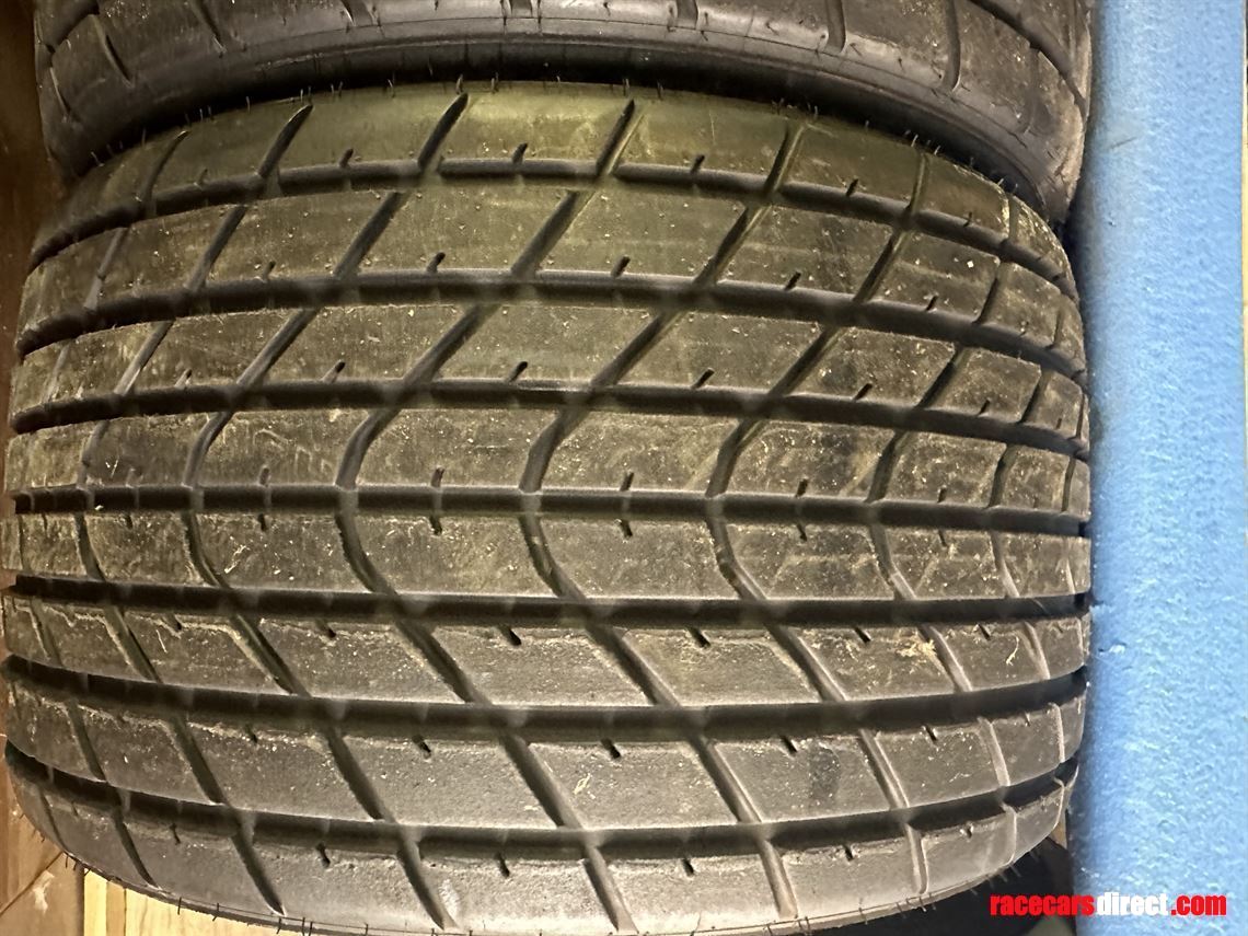1-set-hankook-gt3-race-wet-tyres-300-660-18