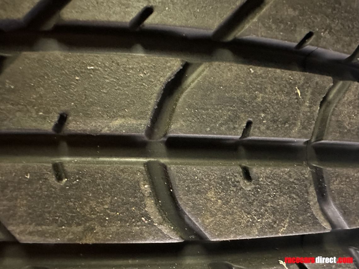 1-set-hankook-gt3-race-wet-tyres-300-660-18