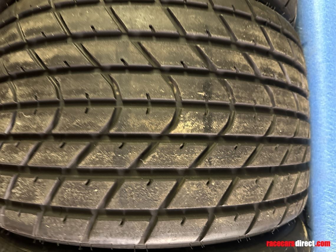 1-set-hankook-gt3-race-wet-tyres-300-660-18