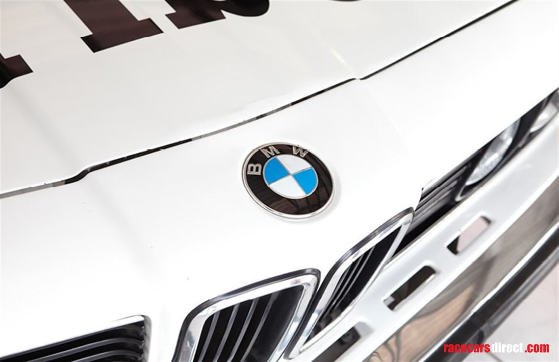 bmw-e24-635-group-a-race-car-marlboro