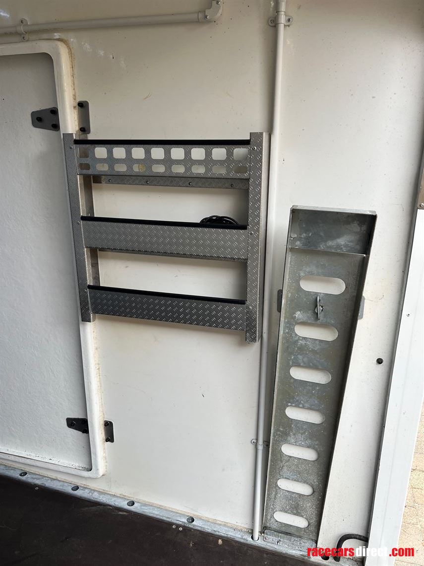 prg-prosporter-monza-trailer-enclosed-car-tra