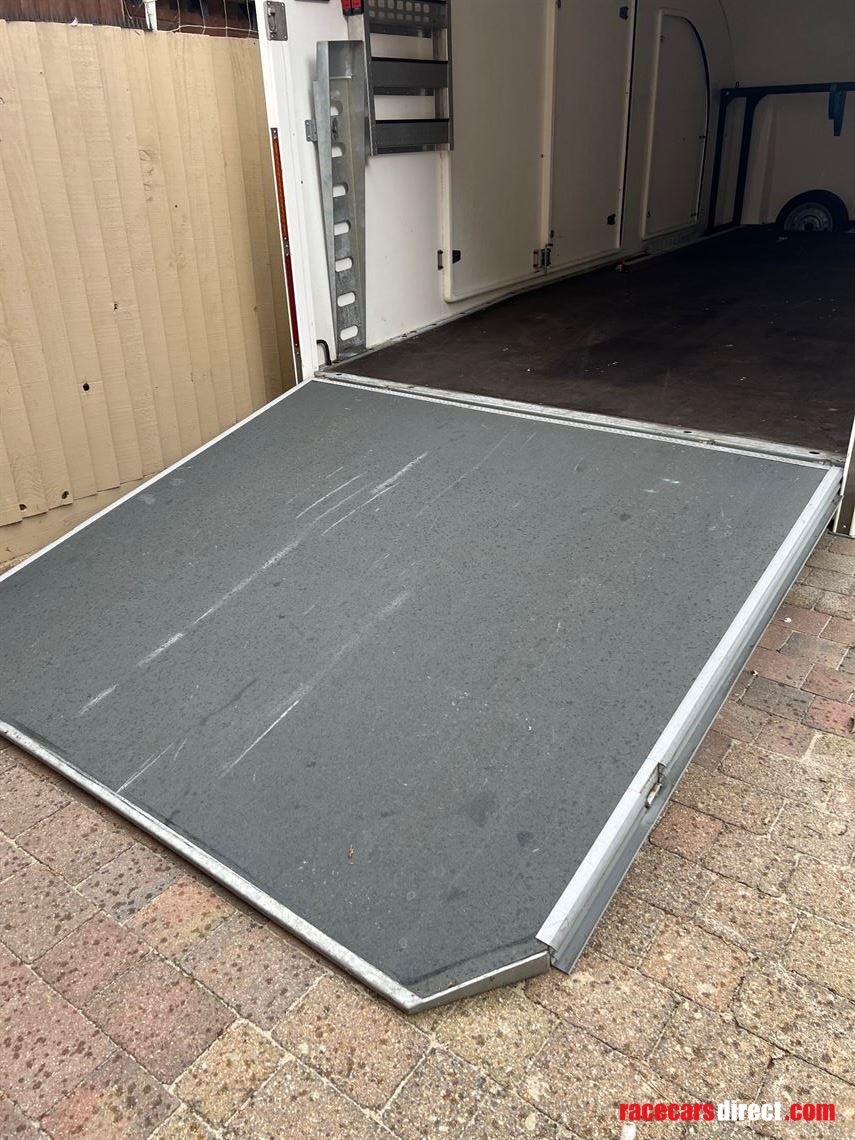 prg-prosporter-monza-trailer-enclosed-car-tra