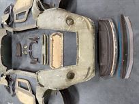 porsche-911-gt1-blue-coral-body-moulds-chassi