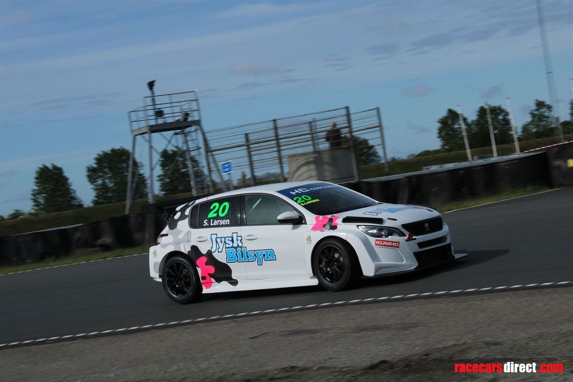 tcr-peugeot-308-only-4300km