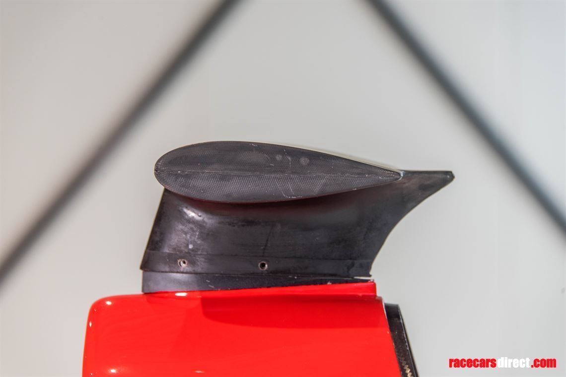 sold-f1-original-full-carbon-monocoque