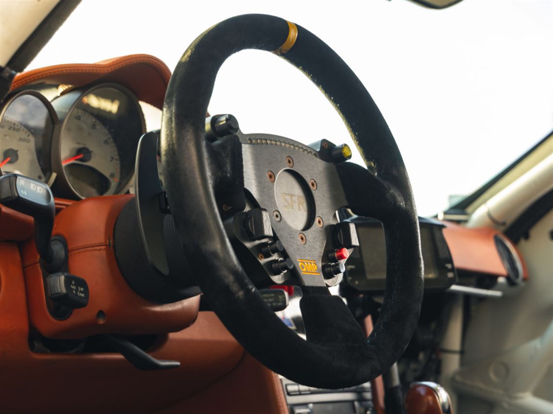 porsche-cayman-s-cup-pdk-racecar