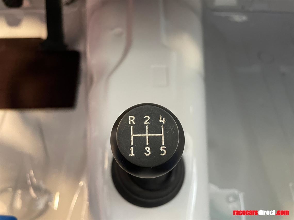 bmw-e30-m3-trackrace-car-reduced