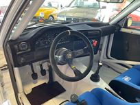 bmw-e30-m3-trackrace-car-reduced