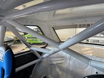 bmw-e30-m3-trackrace-car-reduced