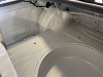 bmw-e30-m3-trackrace-car-reduced