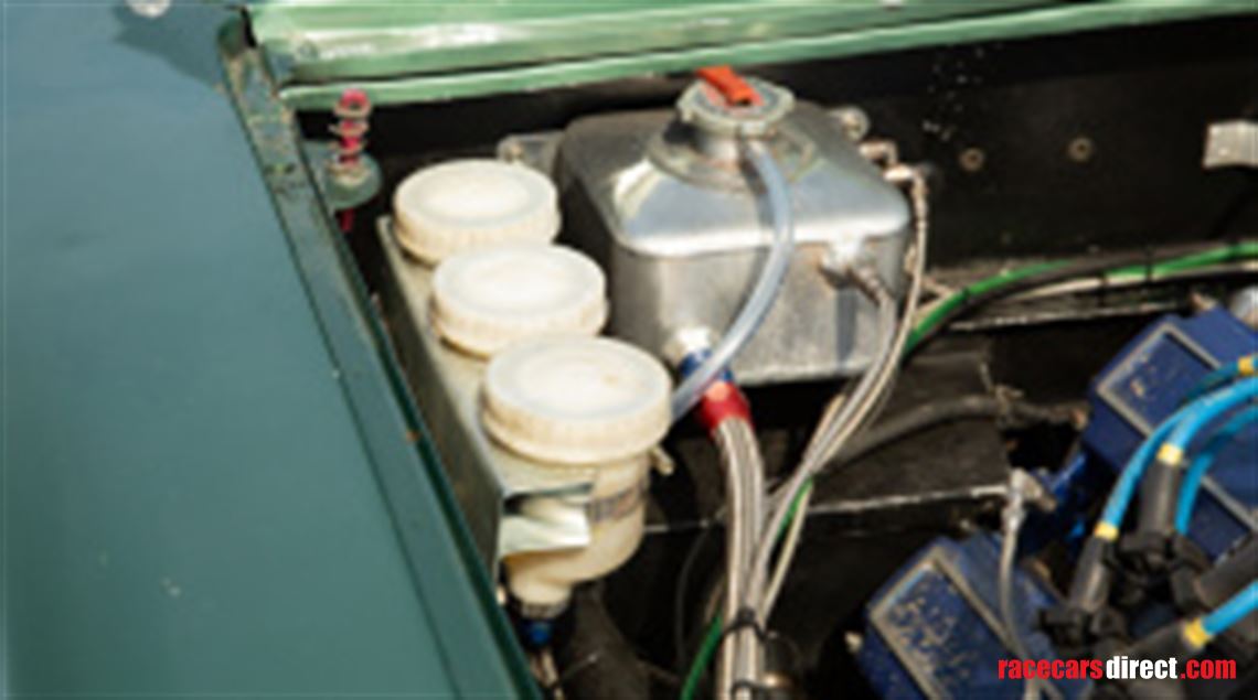 aston-martin-v8-racecar-price-reduction