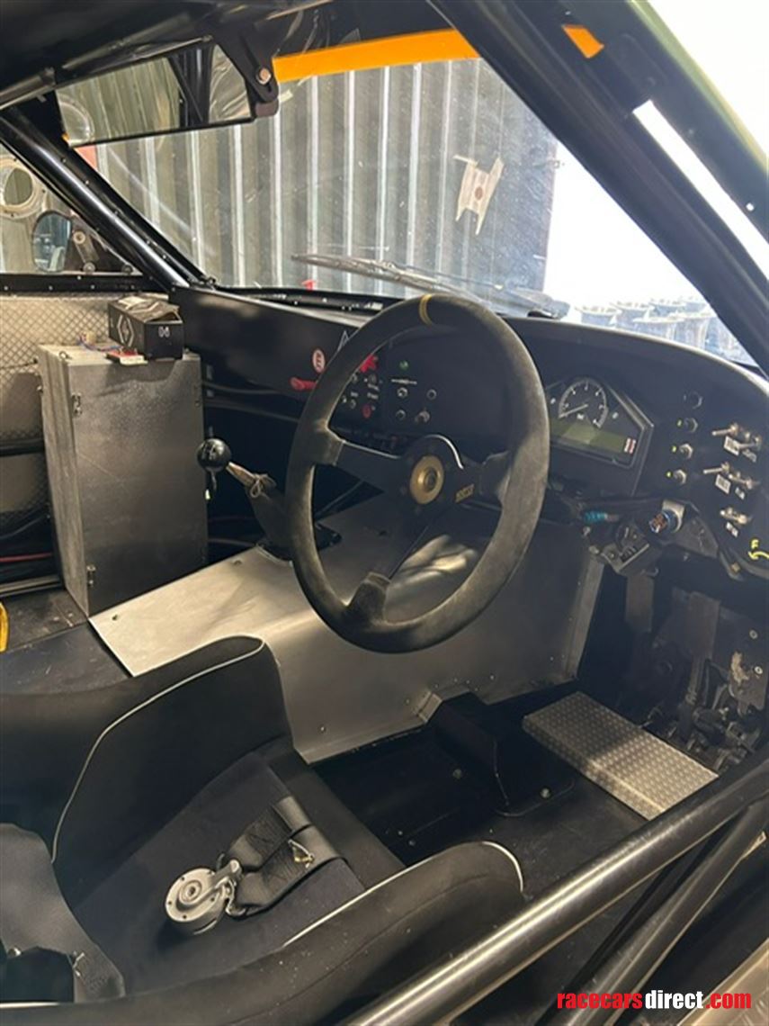 aston-martin-v8-racecar-price-reduction