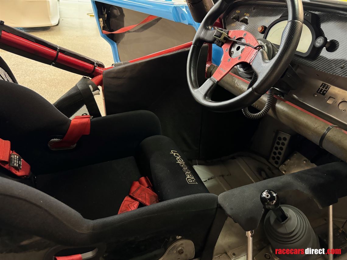 1973-porsche-rsr-replica-roller-with-parts-in