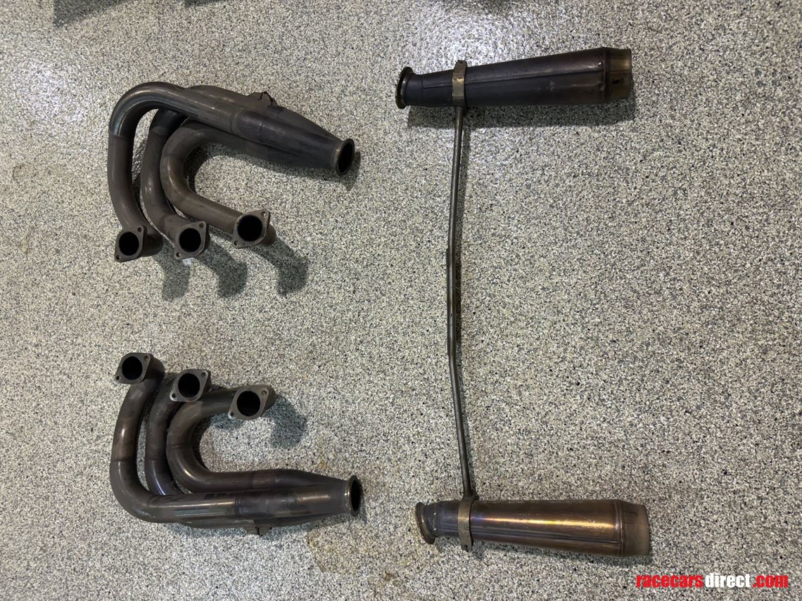 1973-porsche-rsr-replica-roller-with-parts-in