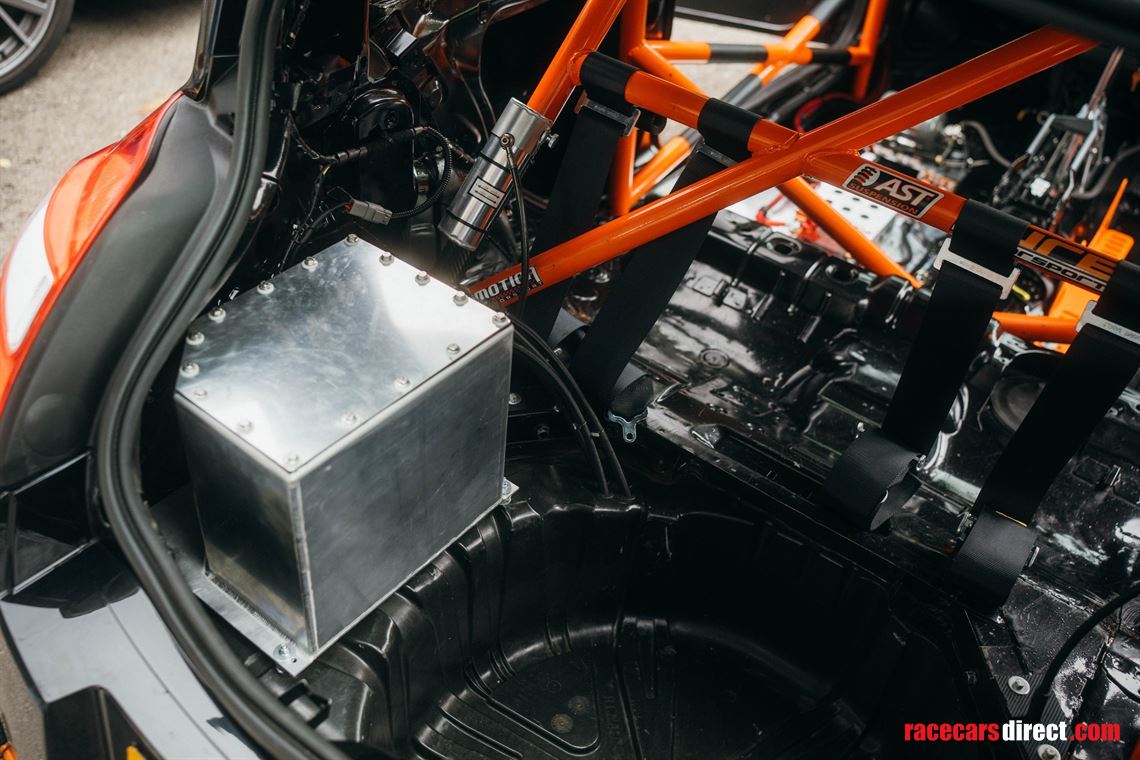 road-legal-track-ready-megane-r26-fia-spec