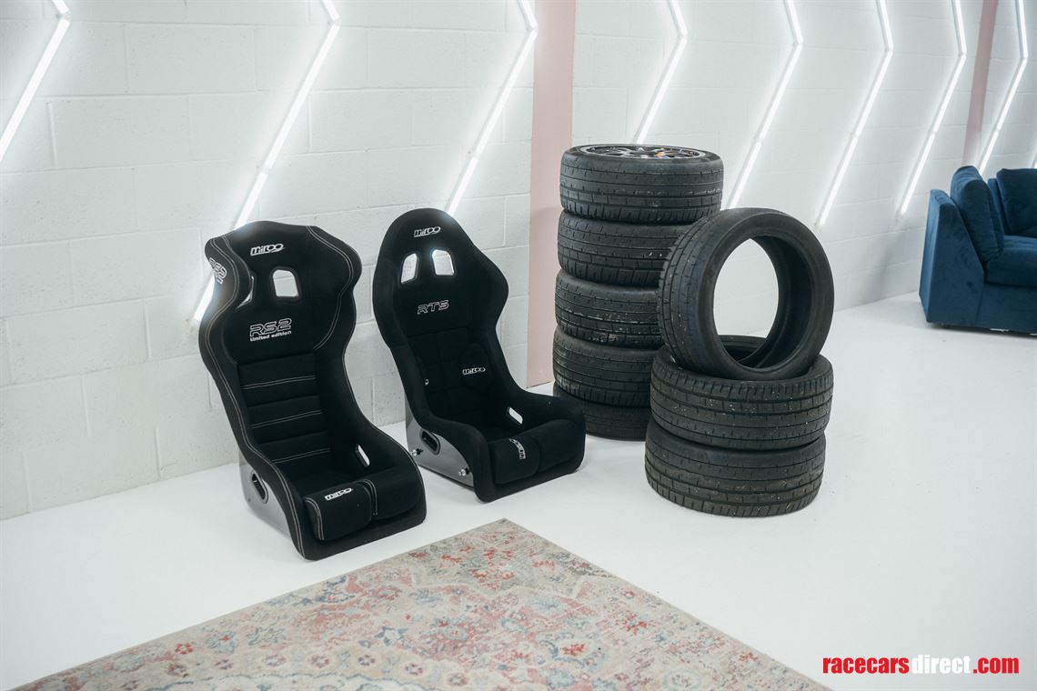 road-legal-track-ready-megane-r26-fia-spec