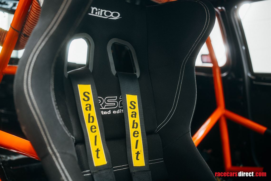 road-legal-track-ready-megane-r26-fia-spec