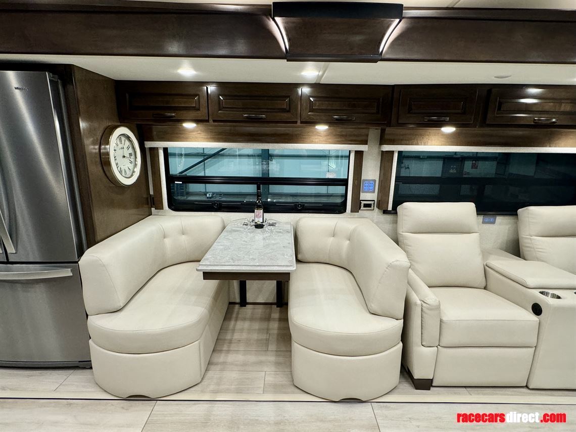 newmar-dutch-star-3736