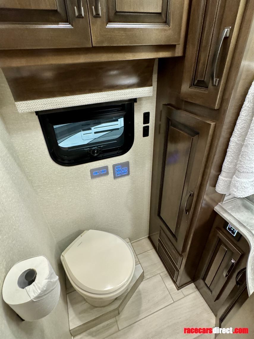 newmar-dutch-star-3736